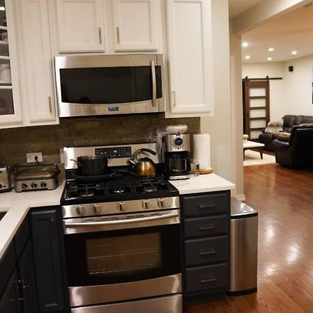 Nice And Cozy. Sleeps 5. Διαμέρισμα Σικάγο Εξωτερικό φωτογραφία