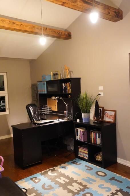 Nice And Cozy. Sleeps 5. Διαμέρισμα Σικάγο Εξωτερικό φωτογραφία